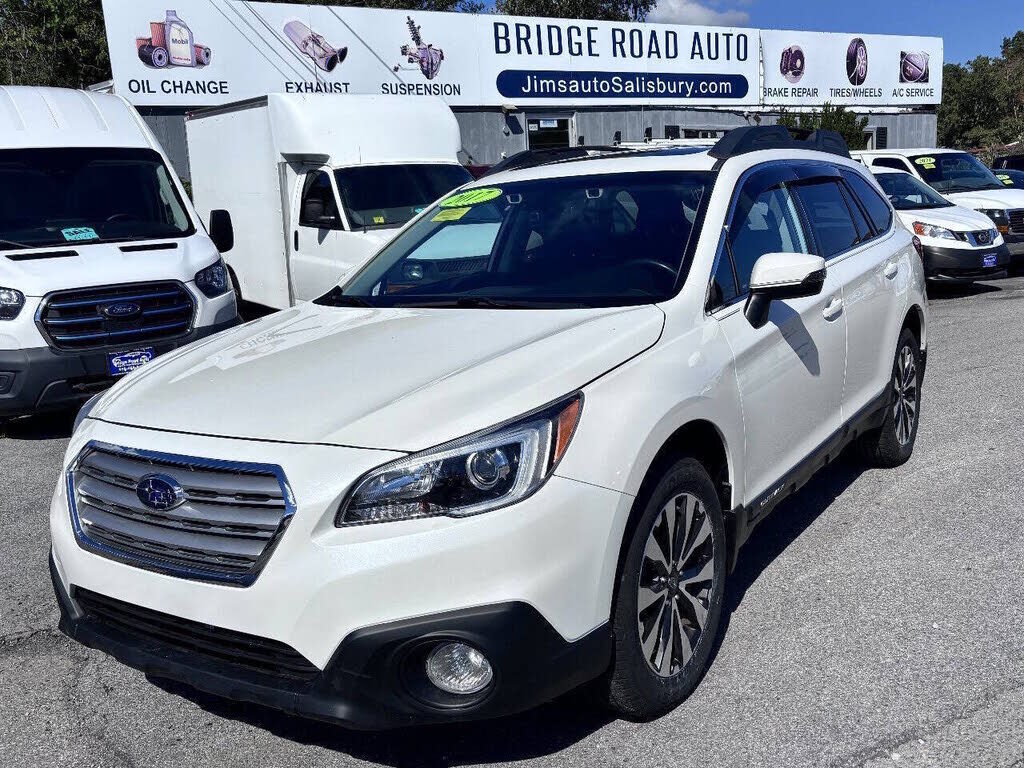 2017 SUBARU Outback