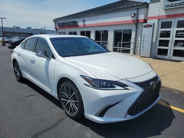 2023 LEXUS ES