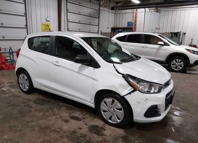 2017 CHEVROLET Spark