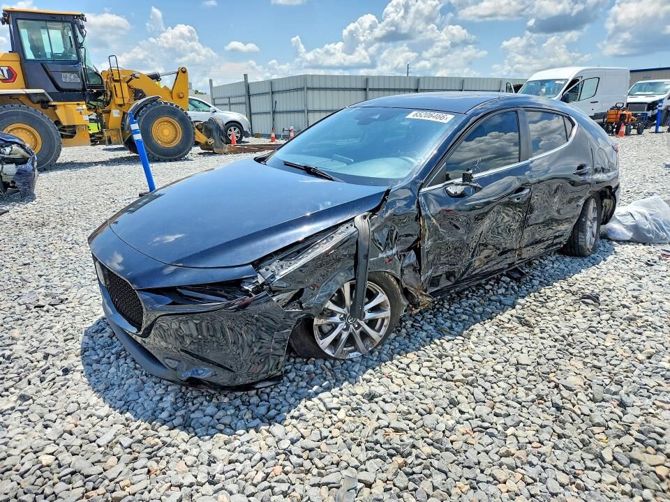 2022 MAZDA Mazda3