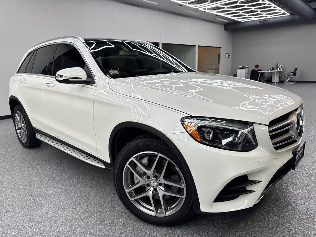2016 Mercedes-Benz GLC-Class