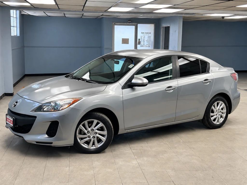 2012 MAZDA Mazda3