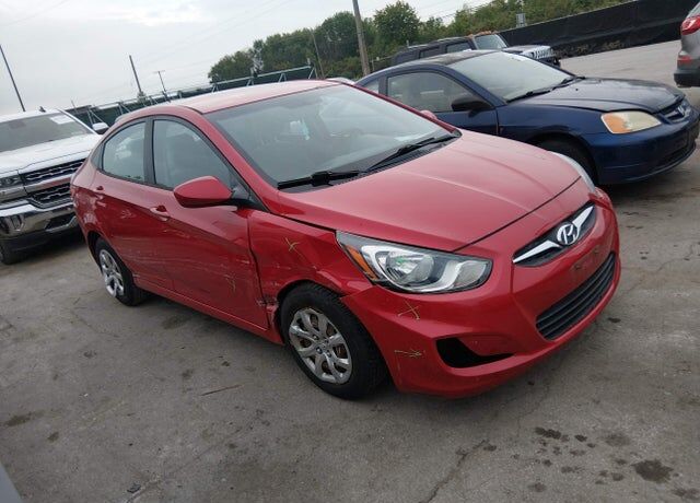 2014 HYUNDAI Accent