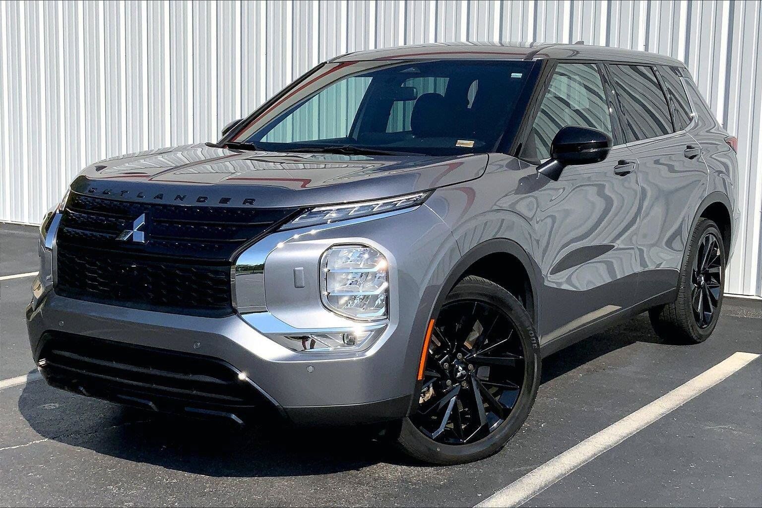 2023 MITSUBISHI Outlander