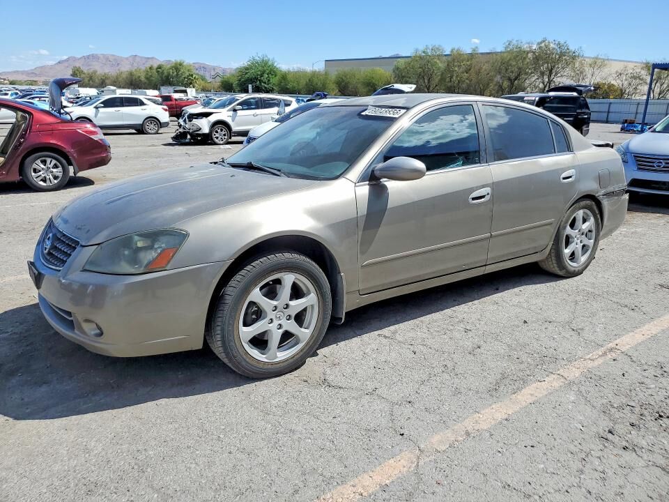 2005 NISSAN Altima
