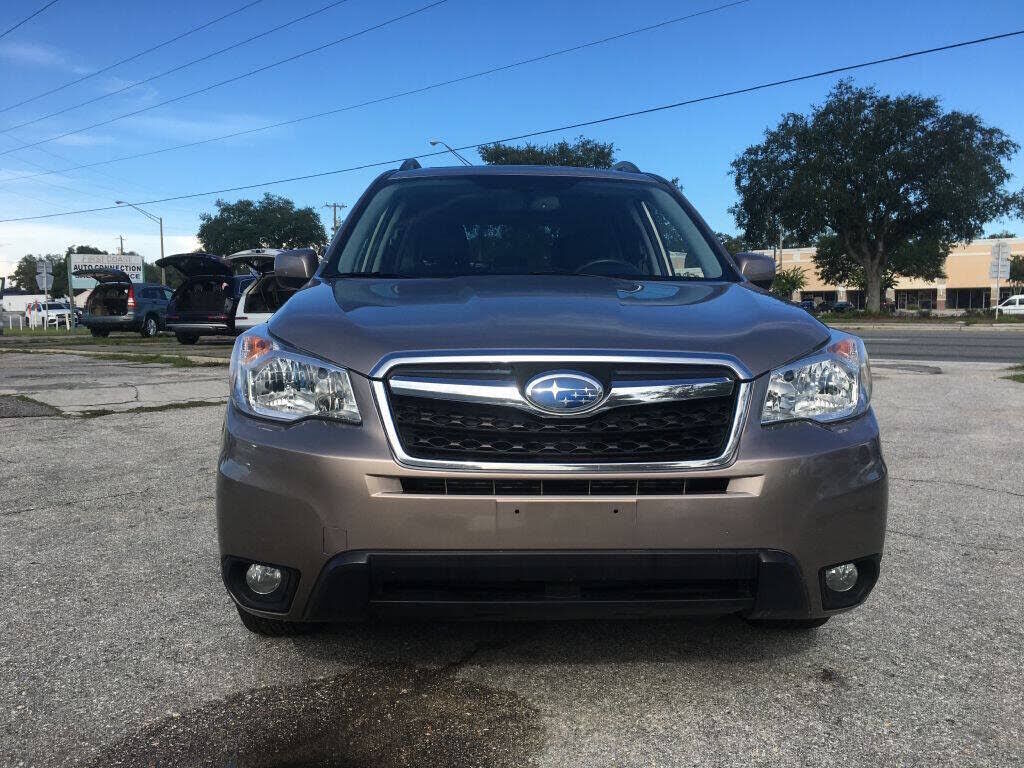 2015 SUBARU Forester