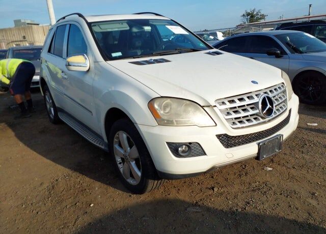 2009 MERCEDES-BENZ M-Class