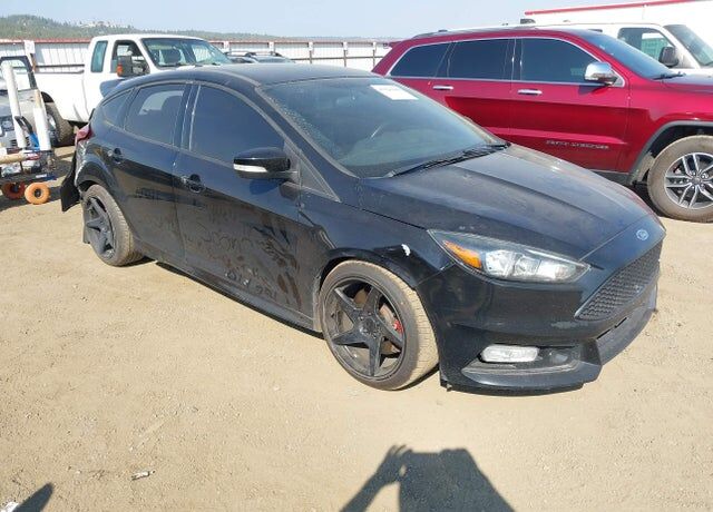 2017 FORD Focus