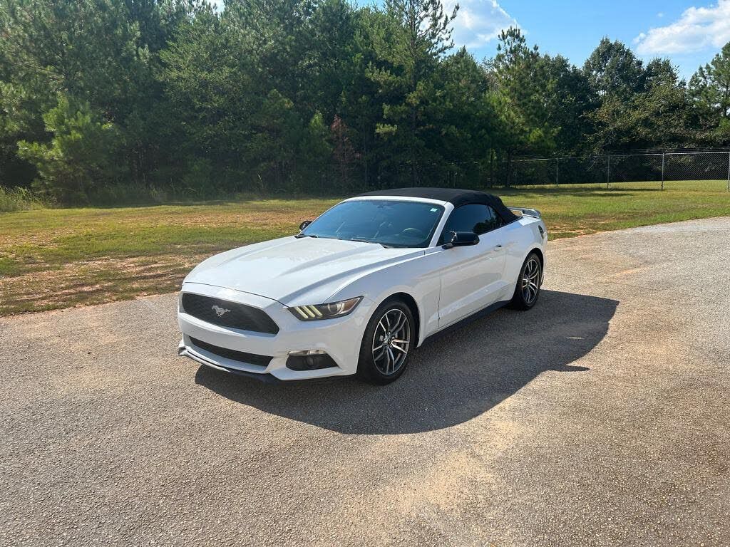 2017 FORD Mustang