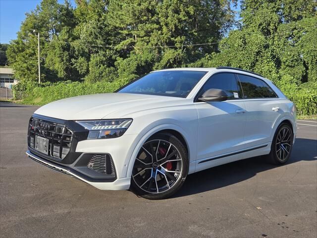 2023 AUDI SQ8