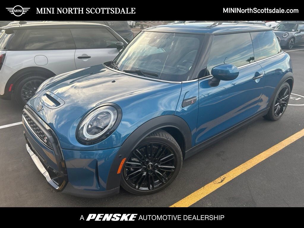 2023 MINI Hardtop