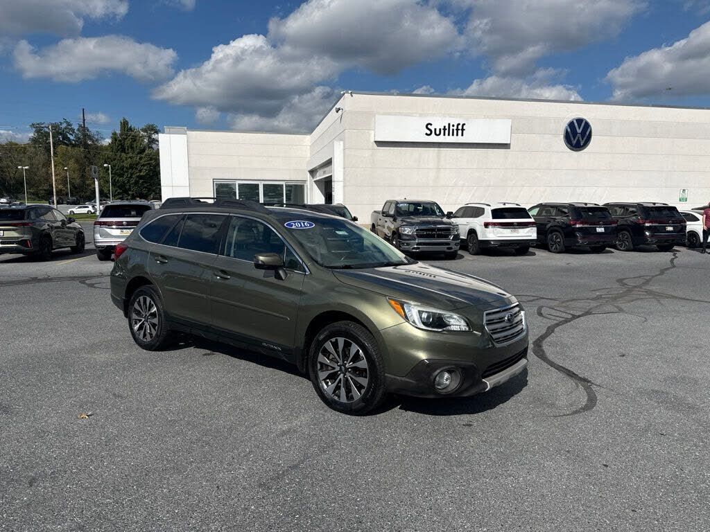 2016 SUBARU Outback