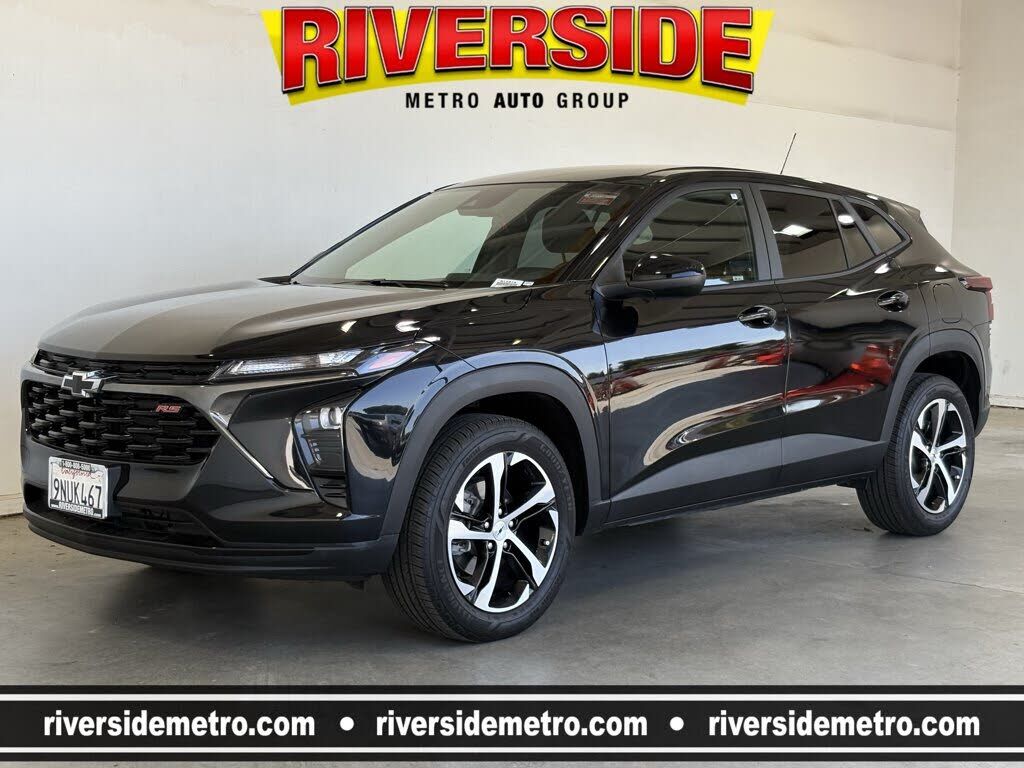 2024 CHEVROLET Trax