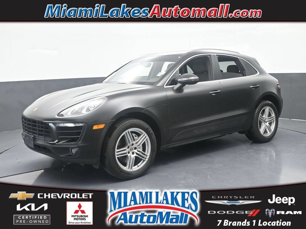 2018 PORSCHE Macan