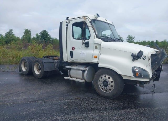 2015 FREIGHTLINER Cascadia