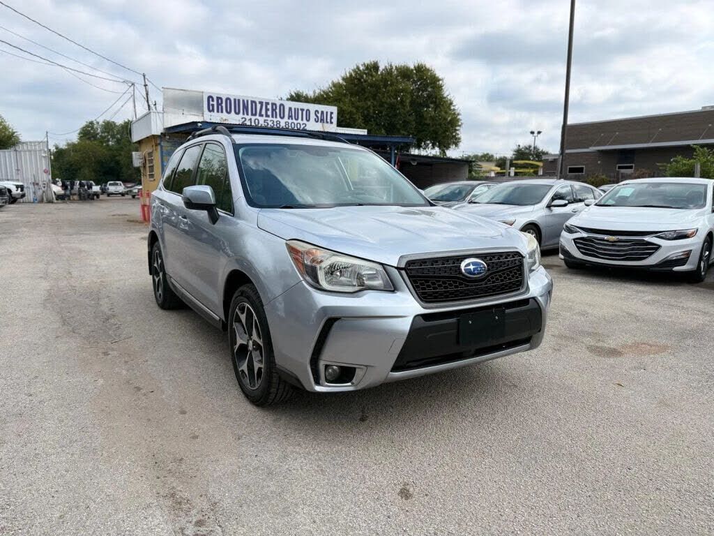2016 SUBARU Forester