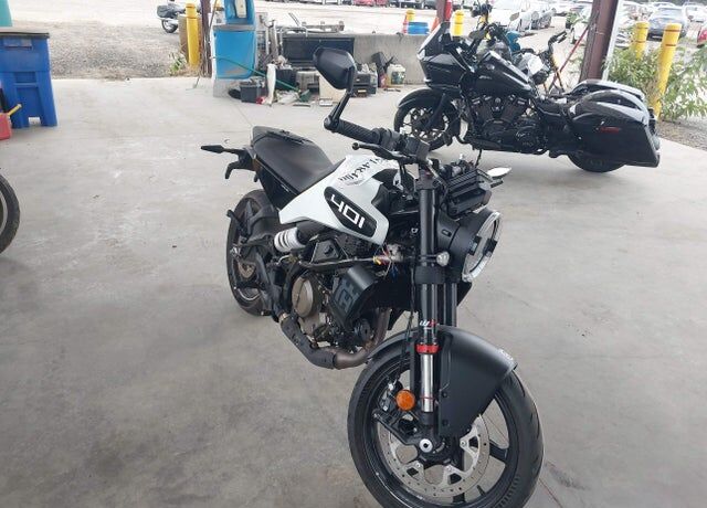 2024 HUSQVARNA Svartpilen/Vitpilen