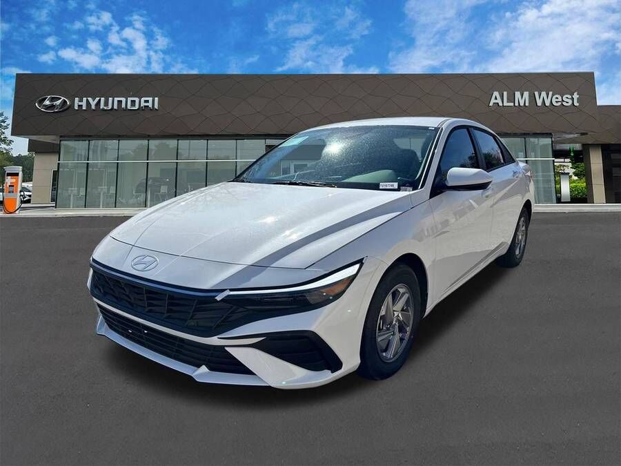 2026 HYUNDAI Elantra