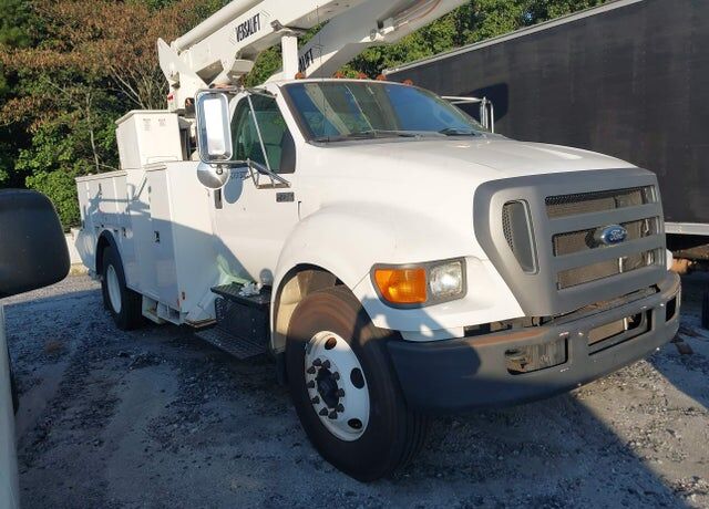2012 FORD F-750