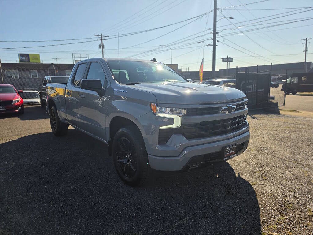 2025 CHEVROLET Silverado