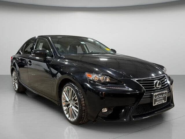 2015 LEXUS IS
