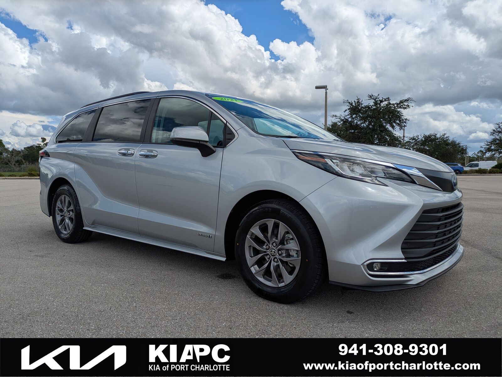 2021 TOYOTA Sienna