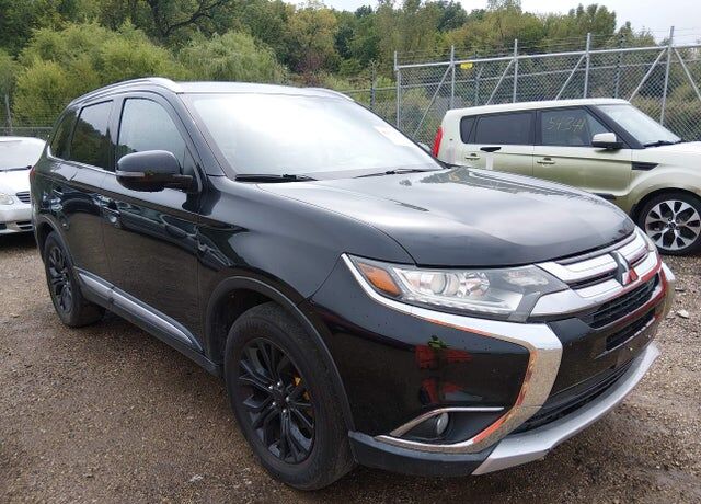 2017 MITSUBISHI Outlander