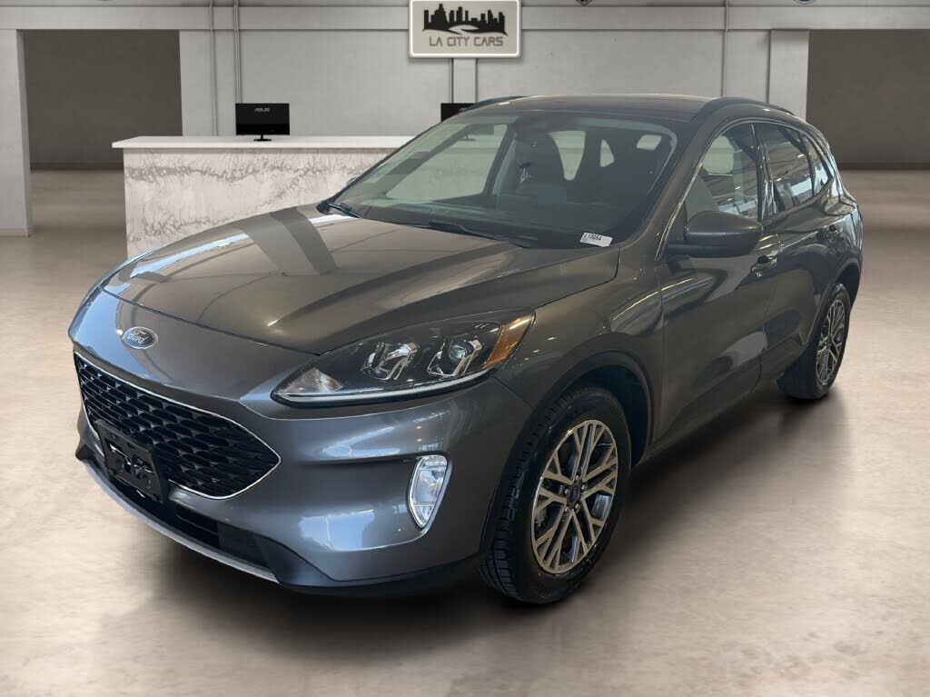2021 FORD Escape