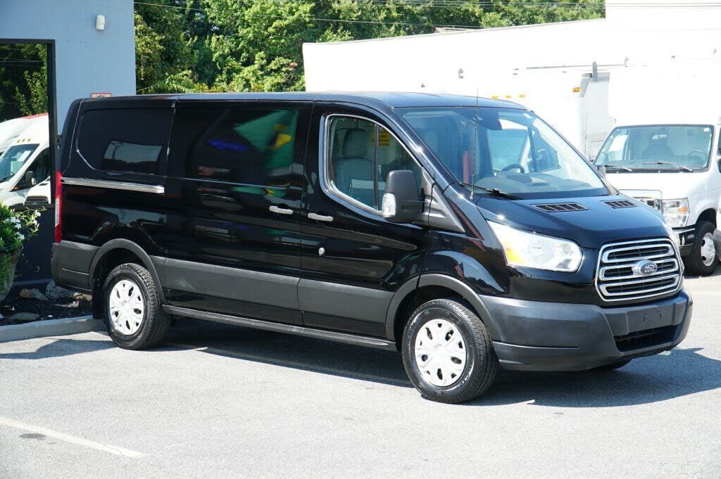2019 FORD Transit