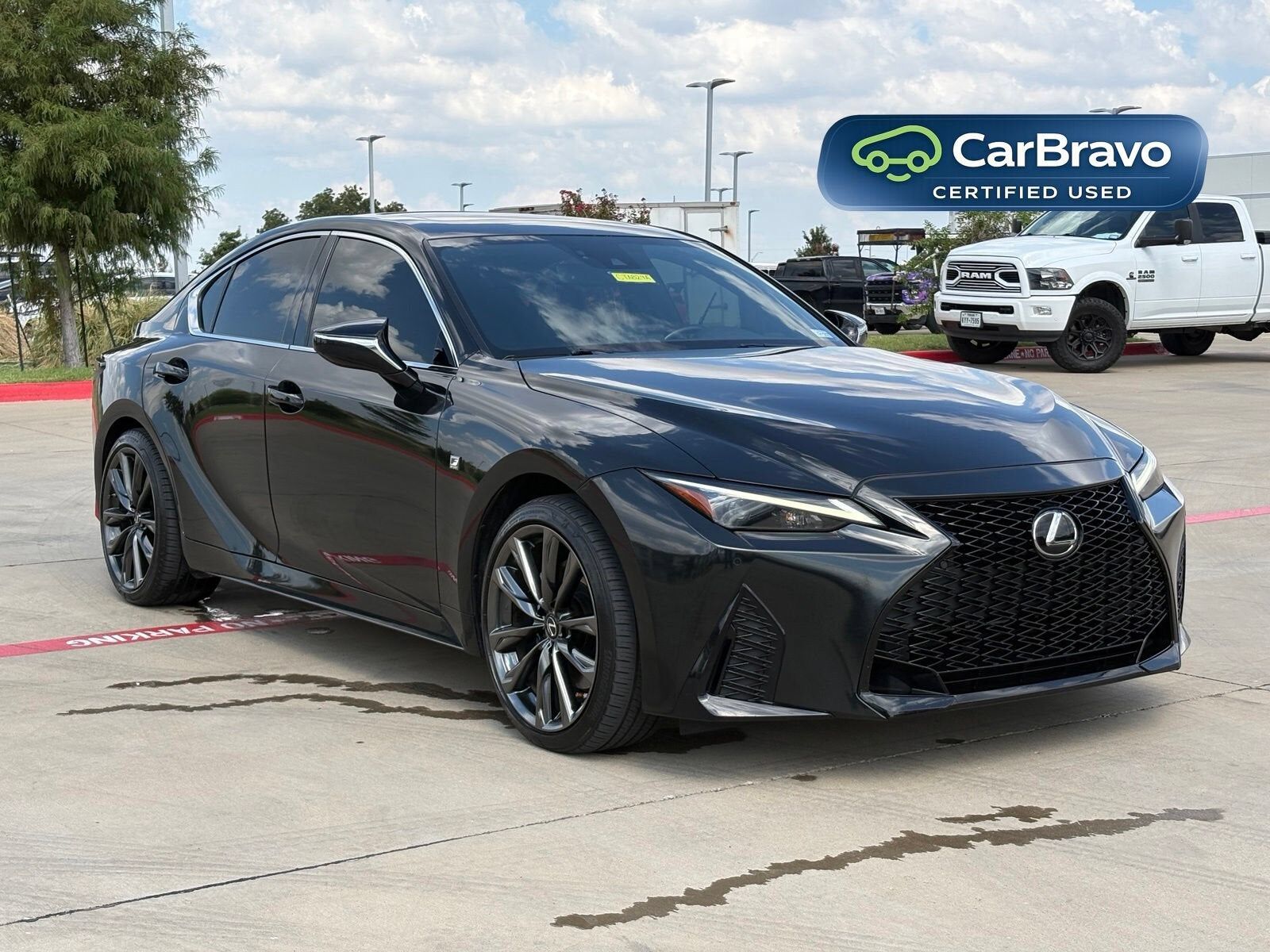 2022 LEXUS IS