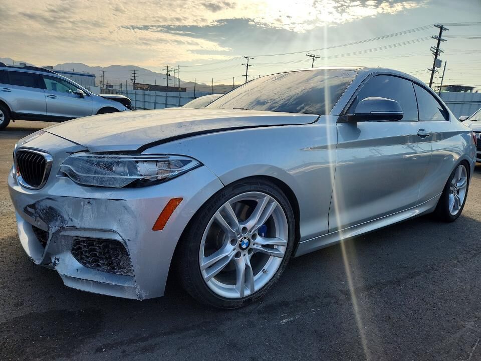 2016 BMW M2