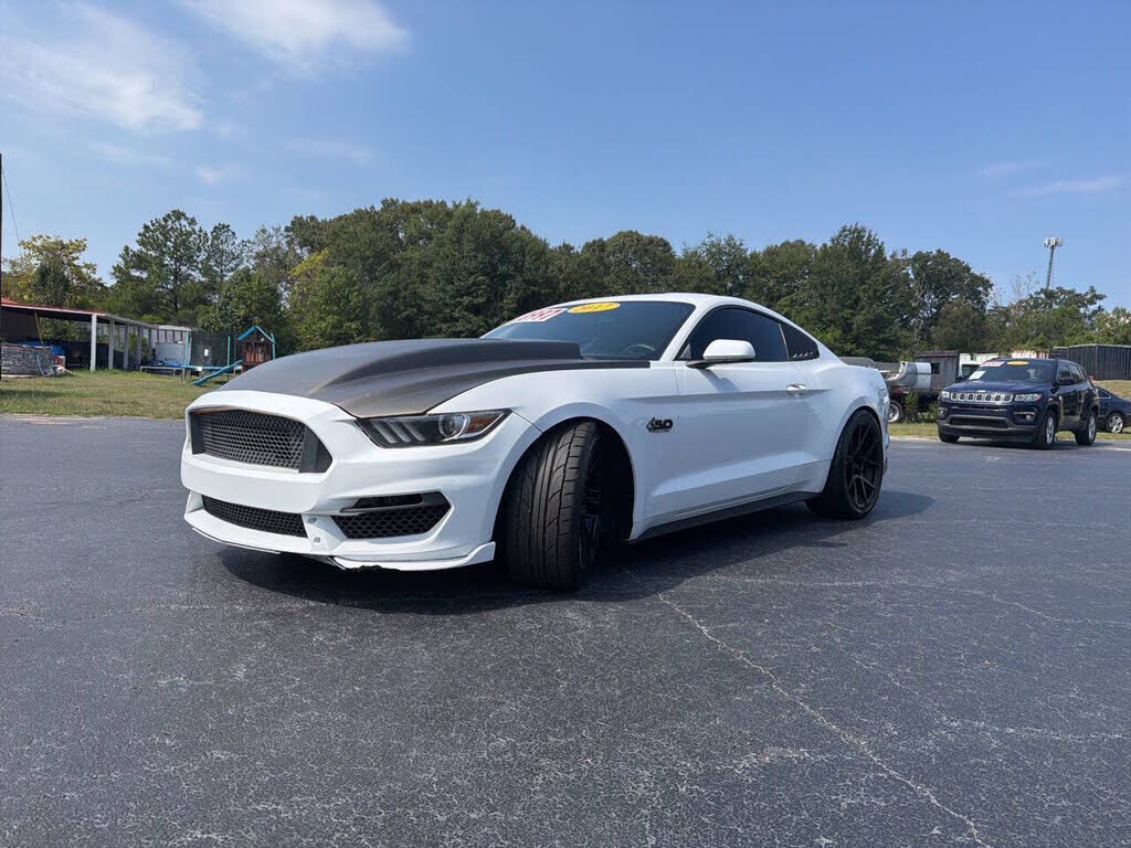 2017 FORD Mustang