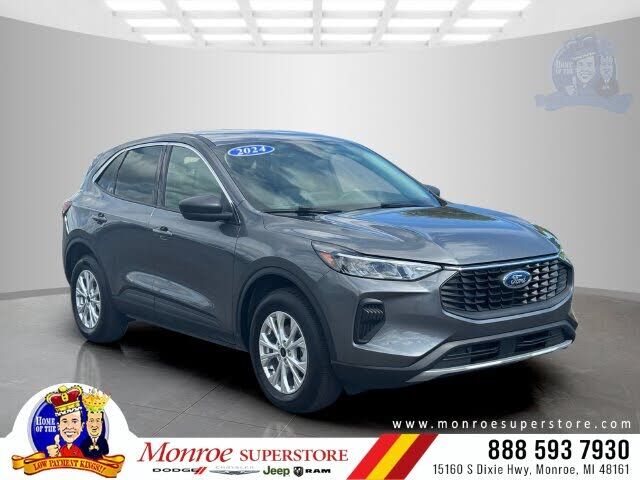 2024 FORD Escape