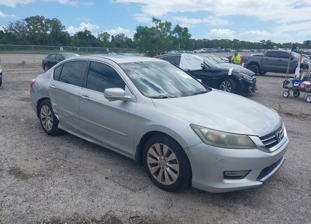 2013 HONDA Accord