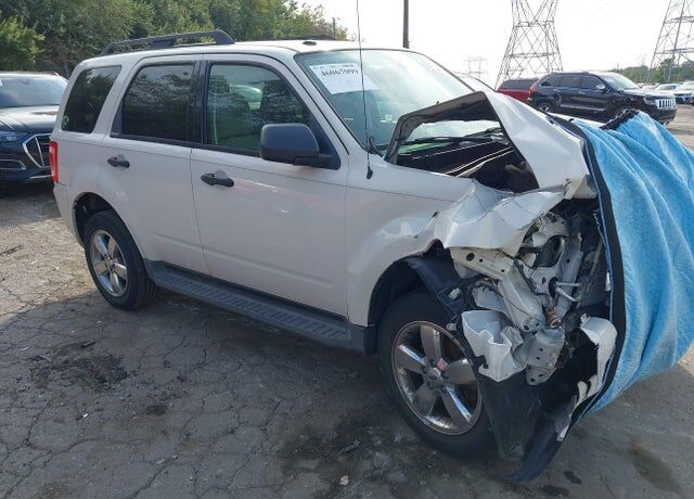 2012 FORD Escape