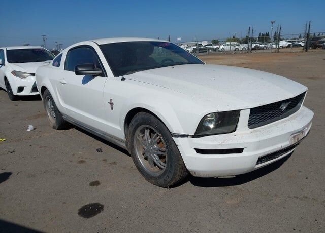 2005 FORD Mustang