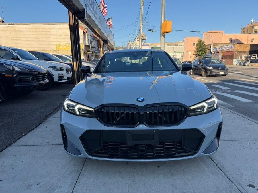 2023 BMW 330i