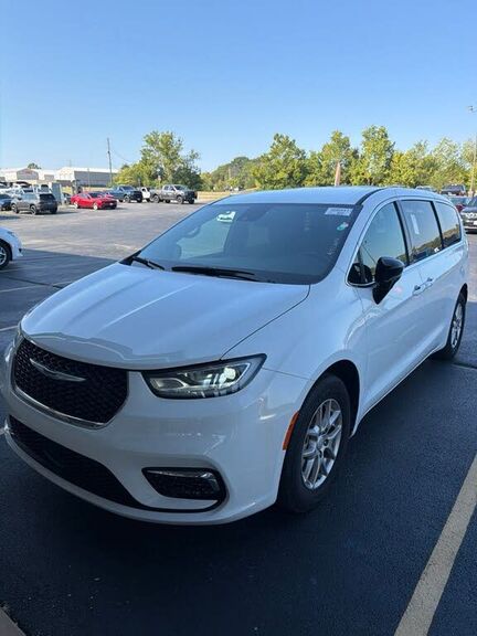 2025 CHRYSLER Pacifica