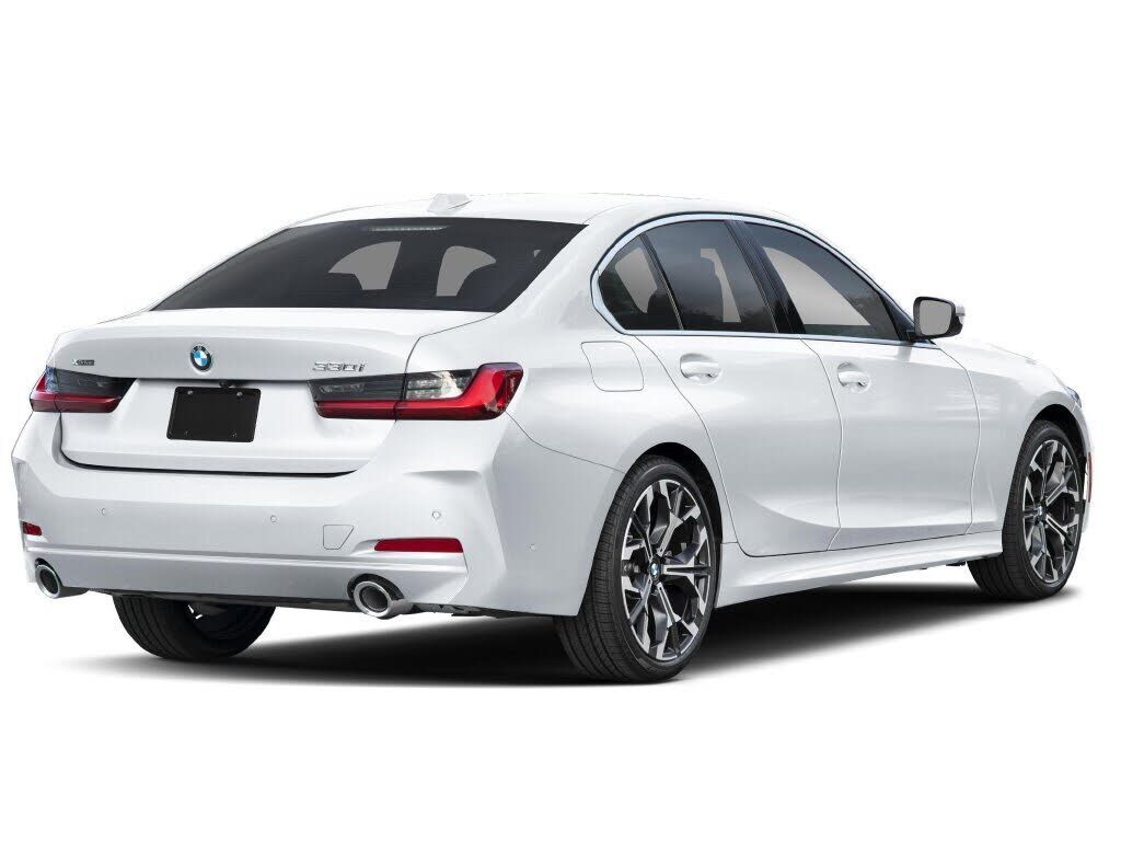 2026 BMW 330i