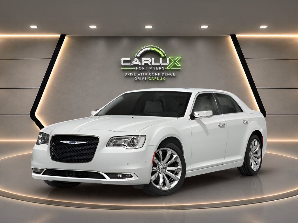 2019 CHRYSLER 300