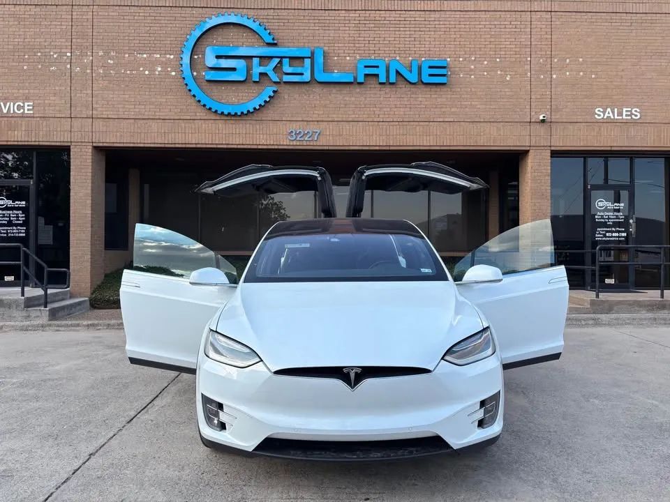 2018 TESLA Model X