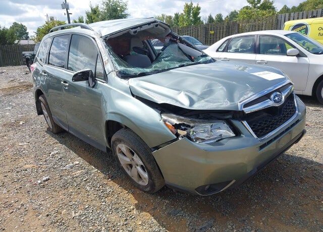 2016 SUBARU Forester