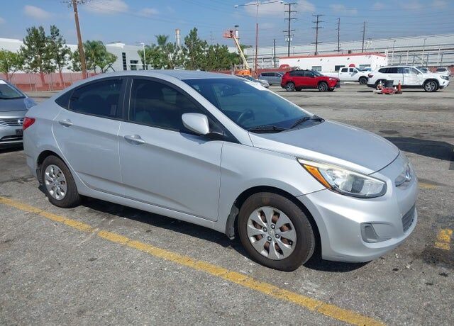 2016 HYUNDAI Accent