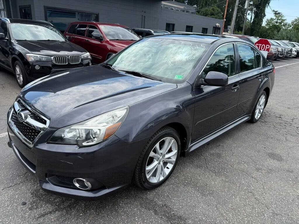 2013 SUBARU Legacy