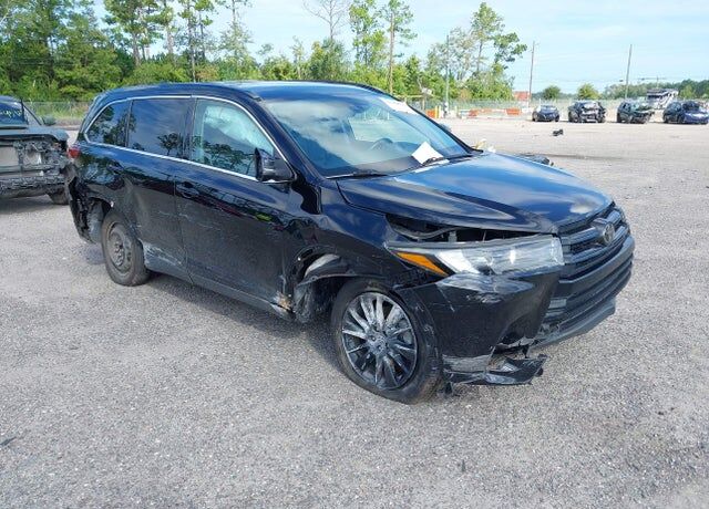 2019 TOYOTA Highlander