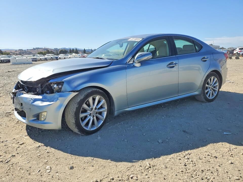 2010 LEXUS IS