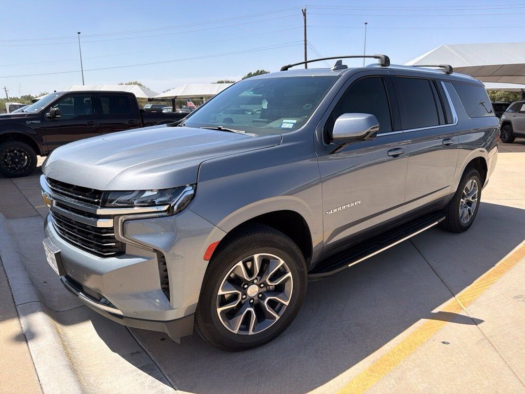 2022 CHEVROLET Suburban