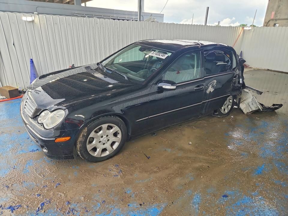 2006 MERCEDES-BENZ C-Class