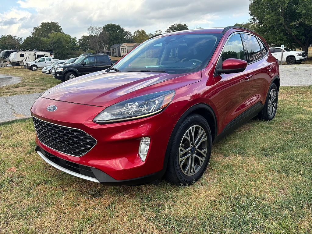 2020 FORD Escape