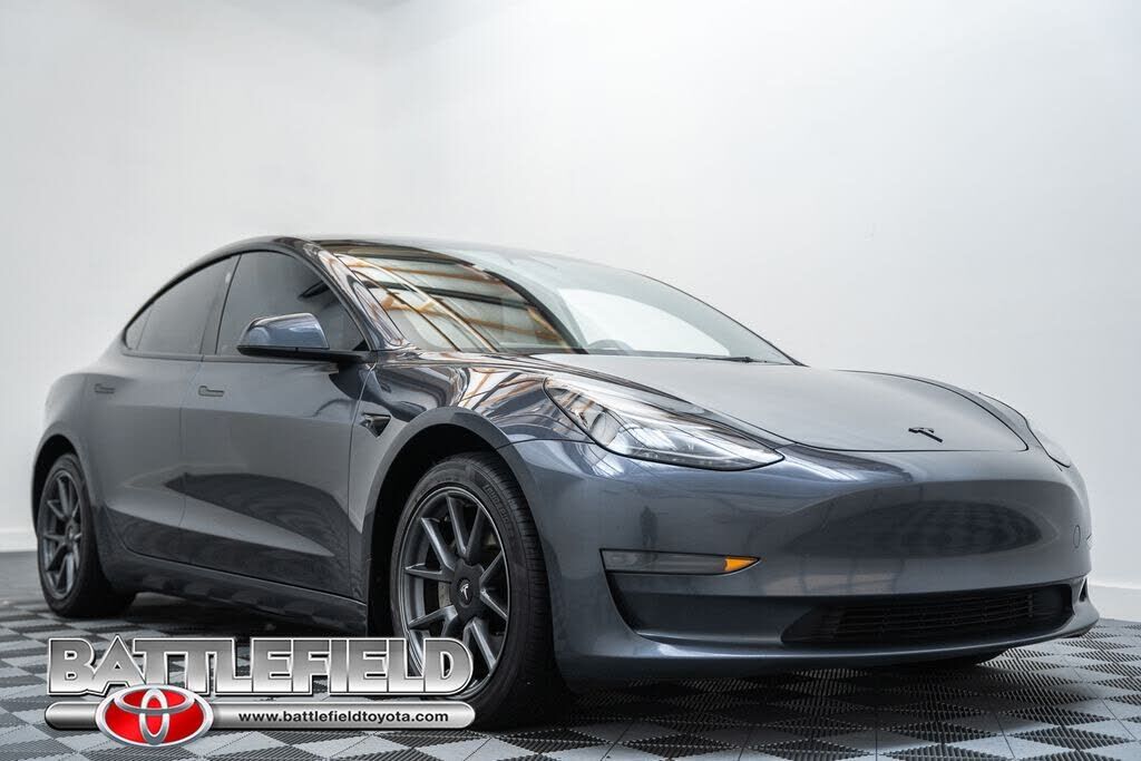 2023 TESLA Model 3